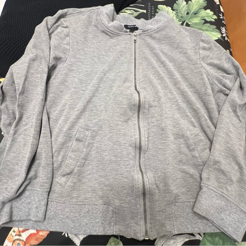 Torrid Knit Jacket & Pant, Sz 3 & 2 Gray